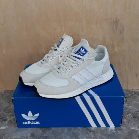 Adidas Originals Marathon Tech US9½ NWT - Picture 7 of 7